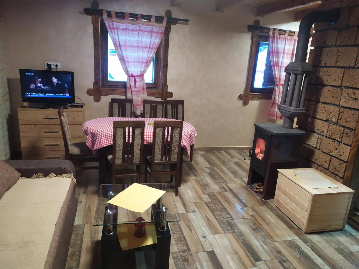 Vila Balerina Mitrovac Exterior foto